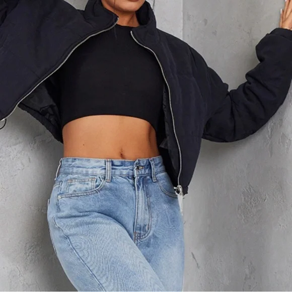 Black Cropped Puffer - Picture 3 of 3